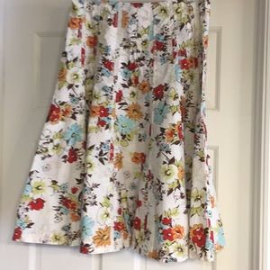 COPY - Cabi skirt EUC